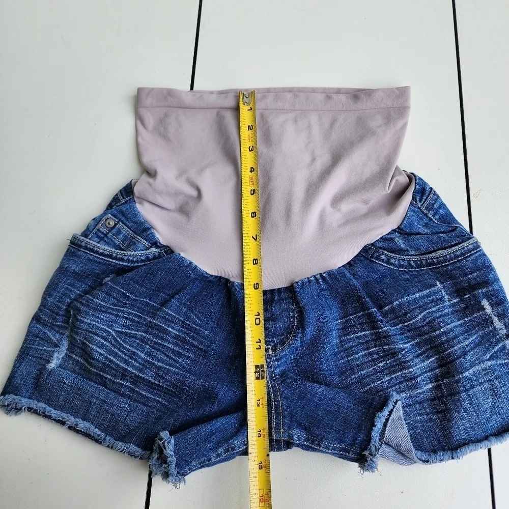 Motherhood Maternity Denim Jean Denim Shorts Cuffed Raw Hem Full Belly Panel M